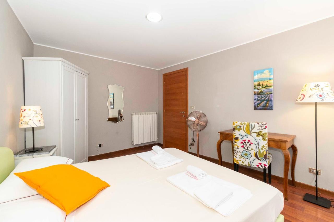 San Salvario Apt With Balcony Turin Exterior photo