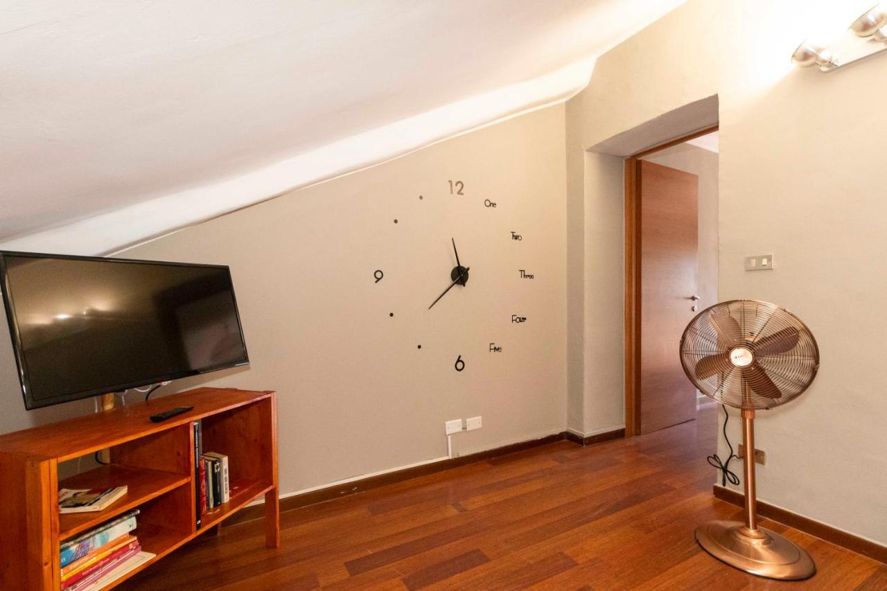 San Salvario Apt With Balcony Turin Exterior photo